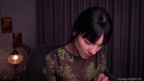 Snapshot of hollylinder_ chatting on 02-06-25, 02:00 Holly Linder online show from 02-06-25, 02:00