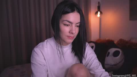 Holly Linder online show from 01-07-26, 01:52