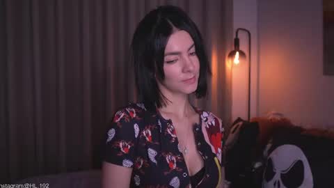 Snapshot of hollylinder_ chatting on 07-15-26, 02:06 Holly Linder online show from 07-15-26, 02:06