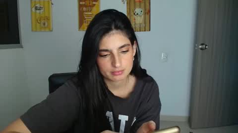 hollyshit_ online show from 02-21-26, 12:44