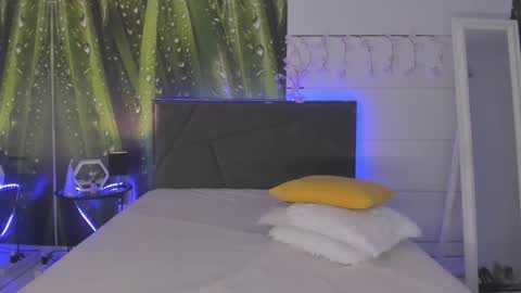 HollyTaillor online show from 03-29-26, 05:40