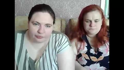 HollyXEva online show from 05-04-26, 07:59