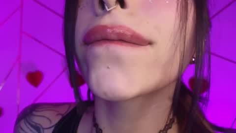 holly online show from 03-10-26, 02:16