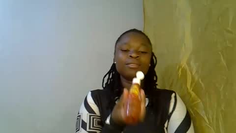 holy_ebony online show from 05-29-26, 07:34