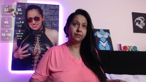 Snapshot of holydeath_1 chatting on 11-12-25, 09:21 Milena online show from 11-12-25, 09:21