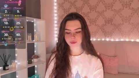 Mia online show from 01-14-26, 03:23