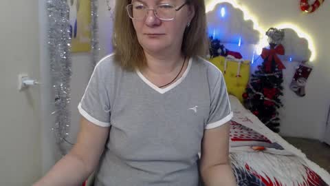 Snapshot of holymilfa chatting on 12-08-24, 07:15 holymilfa online show from 12-08-24, 07:15