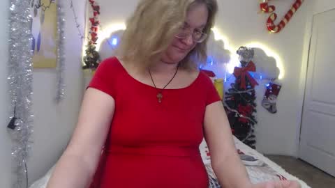 Snapshot of holymilfa chatting on 12-11-24, 10:58 holymilfa online show from 12-11-24, 10:58