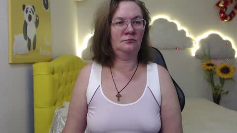 Snapshot of holymilfa chatting on 02-07-25, 02:04 holymilfa online show from 02-07-25, 02:04