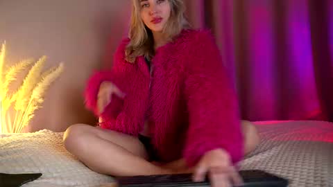 Vicky my another account here - desperate clit online show from 09-20-25, 07:04