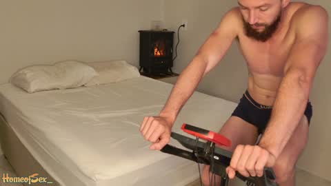 Snapshot of homeofsex_ chatting on 11-21-25, 10:36 Jack and Sally online show from 11-21-25, 10:36