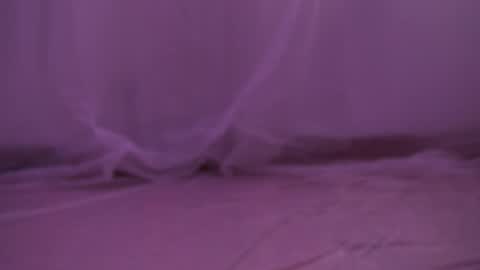 Snapshot of honeeeey_ chatting on 11-10-25, 09:47 honeeeey_ online show from 11-10-25, 09:47