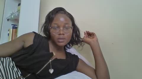 Honevey online show from 04-11-26, 09:02