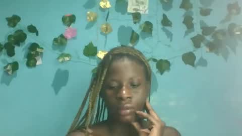 Queen online show from 10-13-25, 11:05