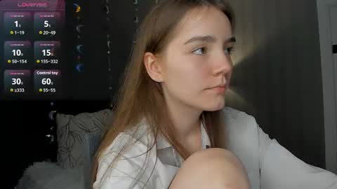Snapshot of honey_chantal chatting on 06-28-26, 08:26 Chantal online show from 06-28-26, 08:26