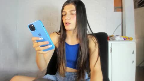 honey_darcy online show from 12-21-25, 03:02