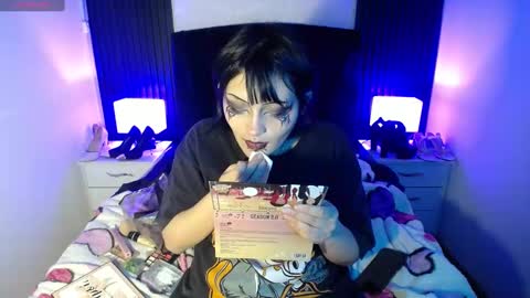 Snapshot of honey_dark chatting on 01-17-25, 05:53 Honney online show from 01-17-25, 05:53