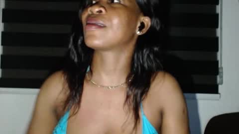 Flora online show from 03-17-26, 06:33