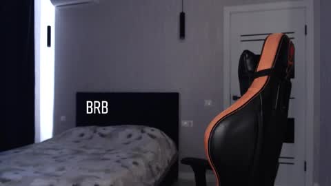 Wolfy online show from 03-12-26, 06:41