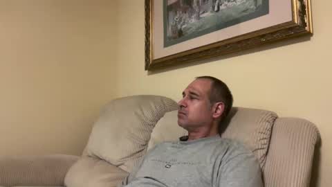 honey_man14 online show from 09-16-25, 02:56