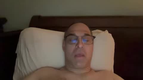 honey_man14 online show from 10-12-25, 02:38