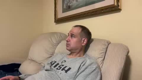 honey_man14 online show from 12-02-25, 05:13