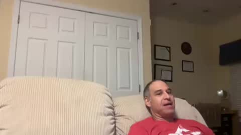 honey_man14 online show from 12-15-25, 03:44