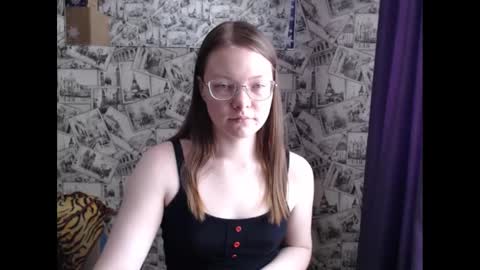 Lina online show from 02-20-25, 07:45