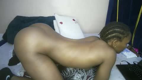 honey_nubia0 online show from 03-14-26, 11:15