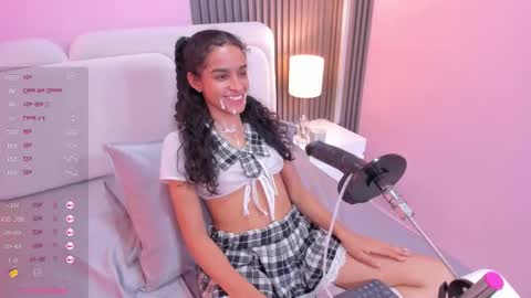 Snapshot of honey_sofii_ chatting on 03-01-25, 06:00 honey_sofii_ online show from 03-01-25, 06:00