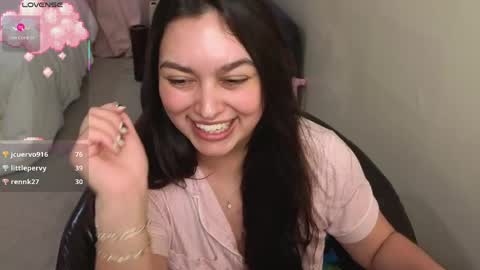 Tia online show from 05-15-26, 11:56