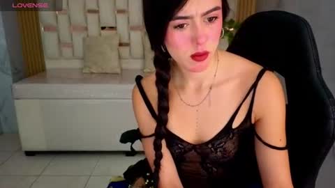 HONEY  online show from 07-21-26, 01:35