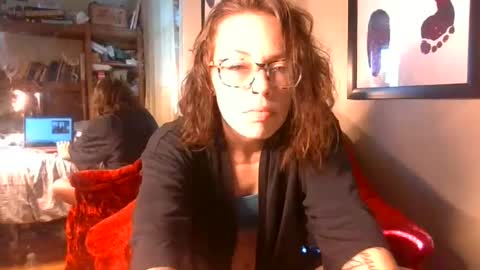 honey_wilde online show from 10-23-25, 05:55