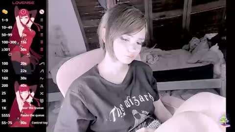 Honey Apple Alaska online show from 12-16-25, 06:07