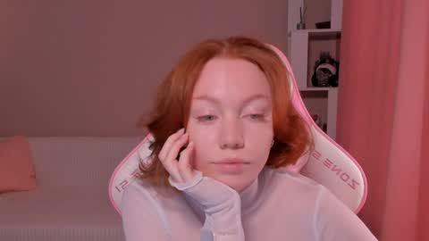 Snapshot of honeyautumn chatting on 02-05-25, 03:13 honeyautumn online show from 02-05-25, 03:13