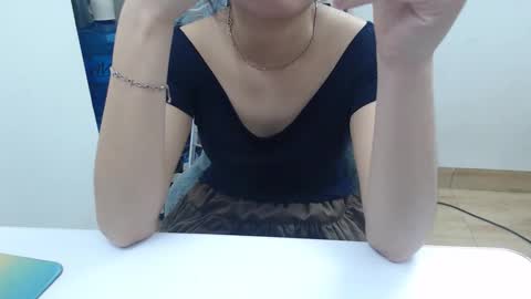 honeybaby2k online show from 11-25-25, 02:44