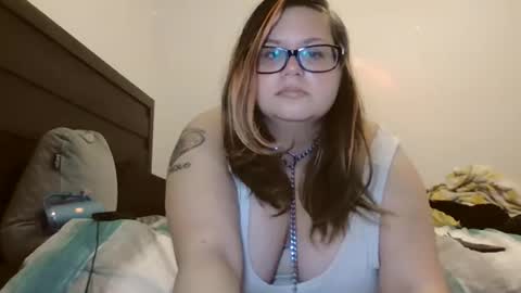 HoneyBear online show from 02-04-26, 03:51