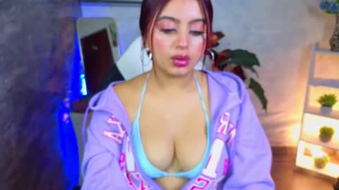 HoneyBonee online show from 07-23-26, 08:12