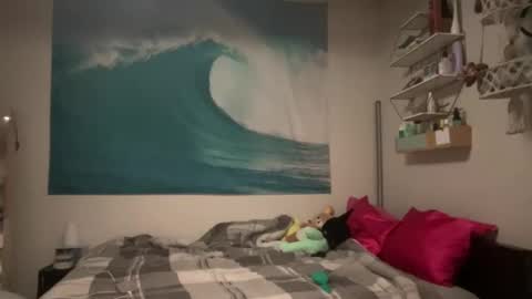 Snapshot of honeybun_z chatting on 12-04-25, 06:27 honeybun_z online show from 12-04-25, 06:27