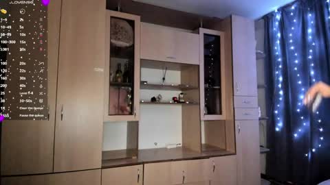 Snapshot of honeybunnyyy_ chatting on 04-30-26, 07:20 HoneyBunny online show from 04-30-26, 07:20