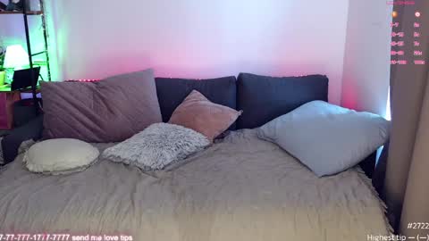 Snapshot of honeycarrol chatting on 06-08-26, 04:40 HoneyCarrol online show from 06-08-26, 04:40