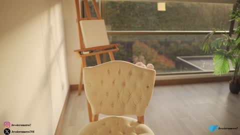 Snapshot of honeyco57 chatting on 01-04-25, 10:34 Jessie online show from 01-04-25, 10:34