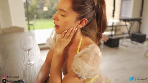 Snapshot of honeyco57 chatting on 01-24-25, 07:18 Jessie online show from 01-24-25, 07:18