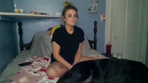 HoneyDrippinBunny online show from 02-06-25, 04:53