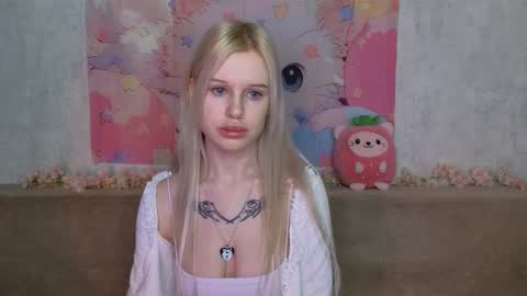 Lisa online show from 01-12-26, 04:39