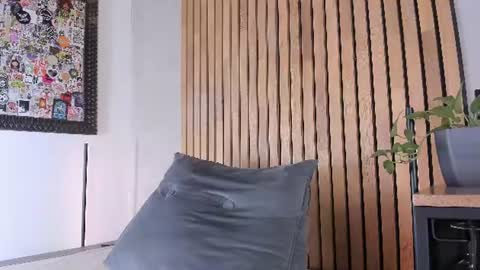 Snapshot of honeyhot69__ chatting on 06-27-26, 10:42 Sofia independent model online show from 06-27-26, 10:42