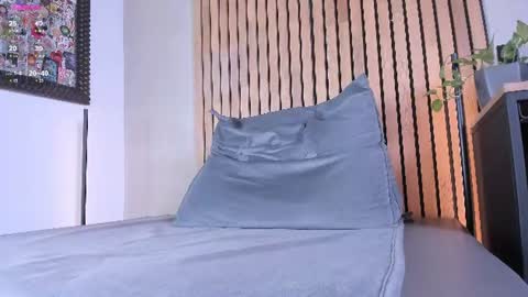Snapshot of honeyhot69__ chatting on 06-30-26, 10:16 Sofia independent model online show from 06-30-26, 10:16