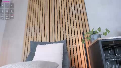 Snapshot of honeyhot69__ chatting on 07-17-26, 10:44 Sofia independent model online show from 07-17-26, 10:44