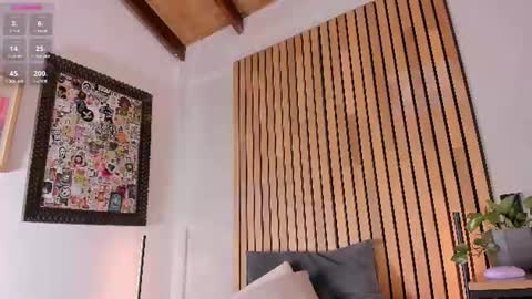 Snapshot of honeyhot69__ chatting on 07-19-26, 10:30 Sofia independent model online show from 07-19-26, 10:30