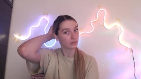 honeyveil online show from 03-23-26, 02:10